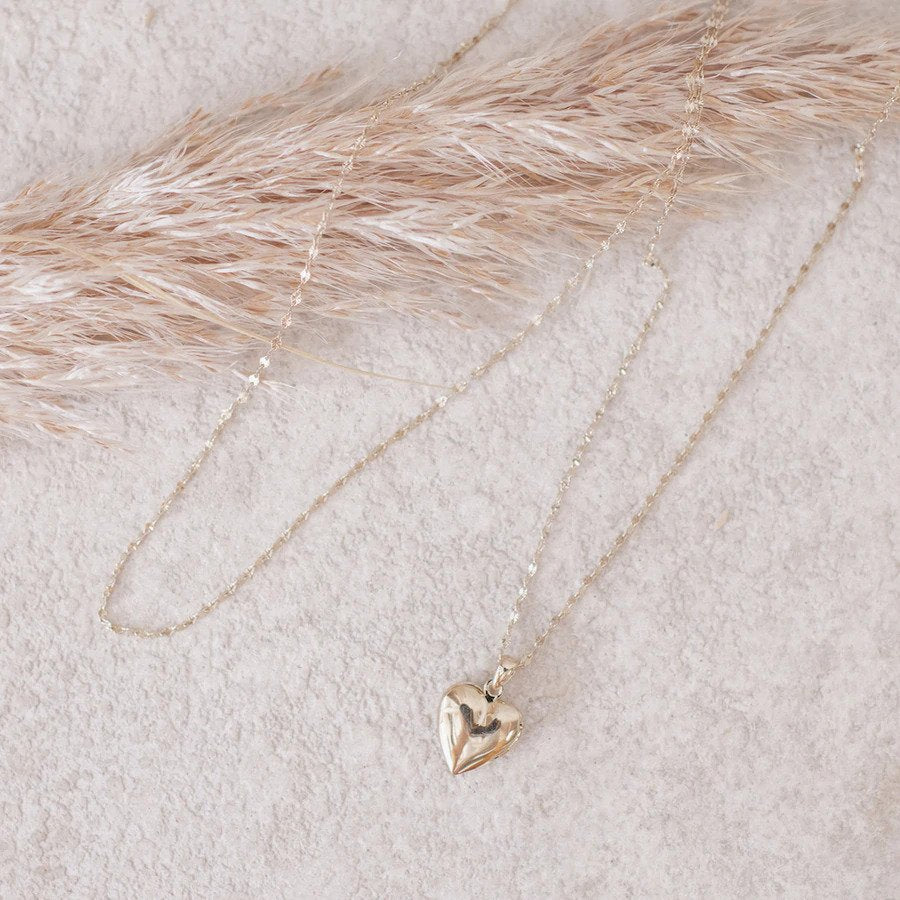 Timeless Heart Necklace - Gold
